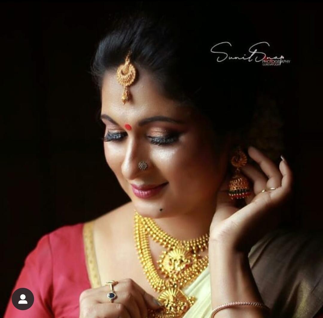 ASHTAMI BRIDAL MAKE OVER  AND BEAUTY SALOON MELATTUR