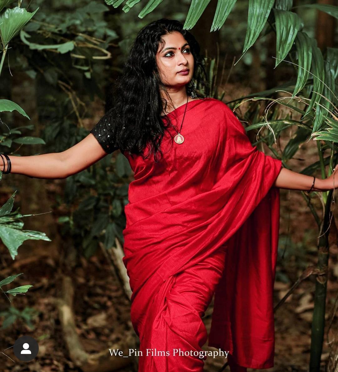 ASHTAMI BRIDAL MAKE OVER  AND BEAUTY SALOON MELATTUR